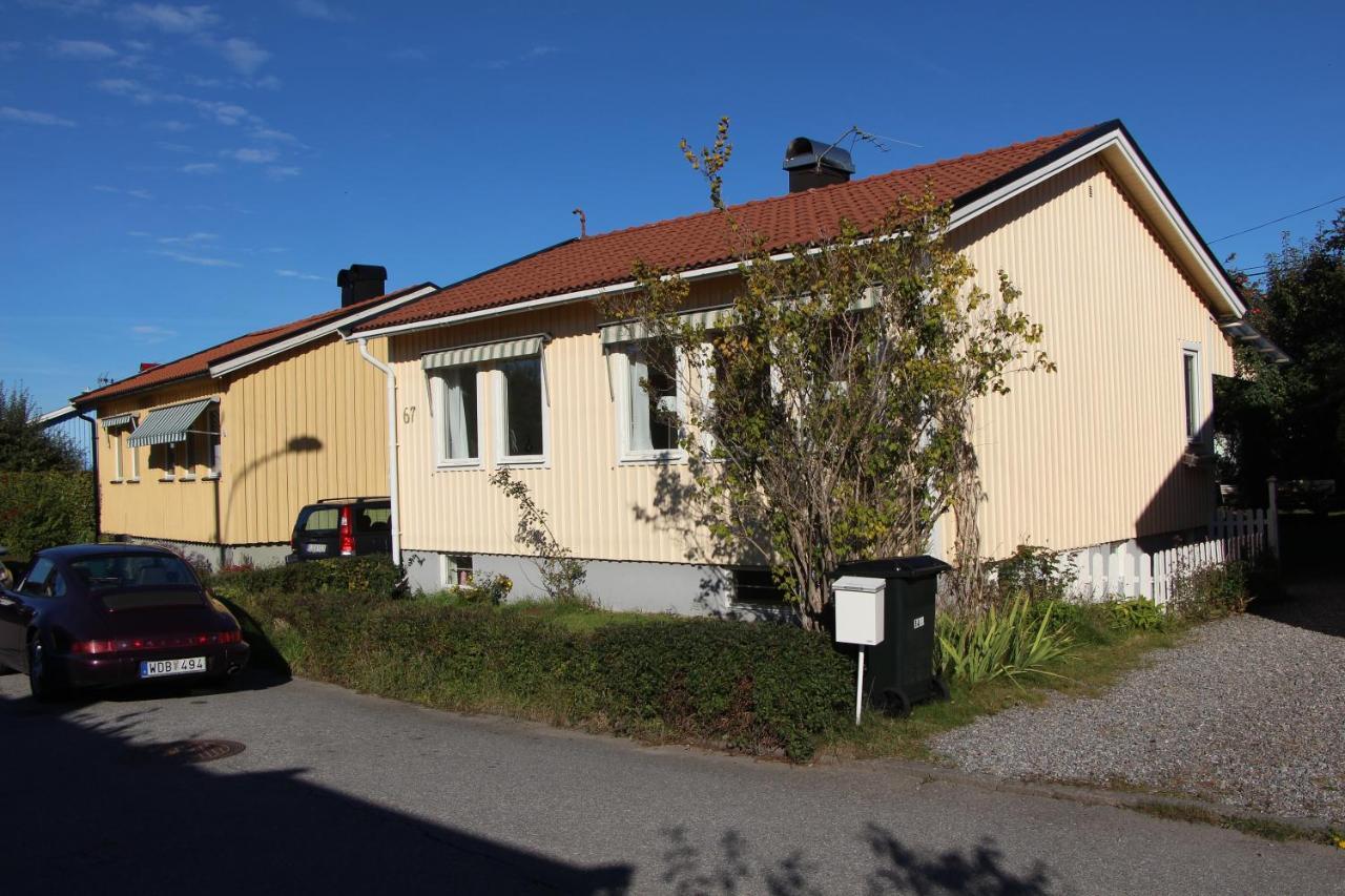 Tallkrogen Romantic House - Upper Or Lower Apartment Stockholm Exterior photo