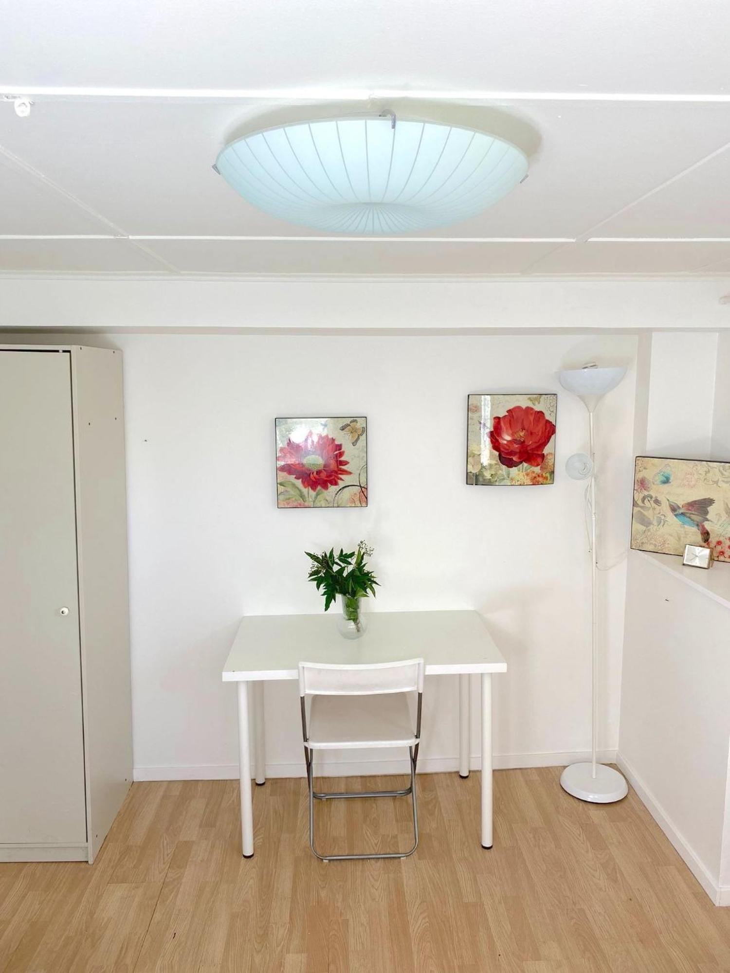 Tallkrogen Romantic House - Upper Or Lower Apartment Stockholm Exterior photo